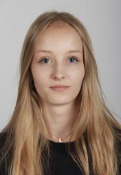 Pia Scharnowski