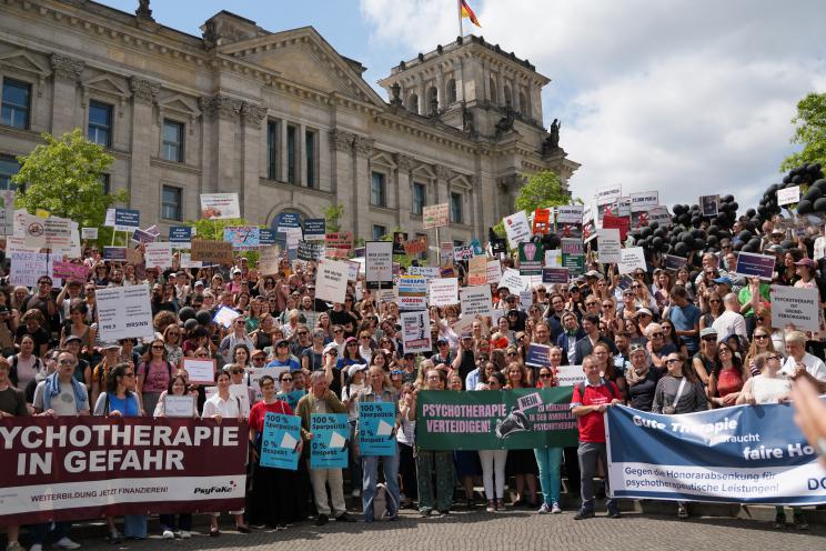 Demonstration am 8. Juni 2026 für die Sicherung der Weiterbildungsfinanzierung und gegen Honorarkürzungen