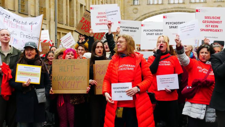 Demonstration gegen Kürzungen in der Psychotherapie am 26.03.2026 in Berlin