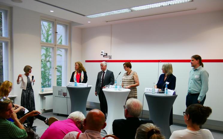 Podiumsrunde Empfang mit Brigitte Kemper-Bürger